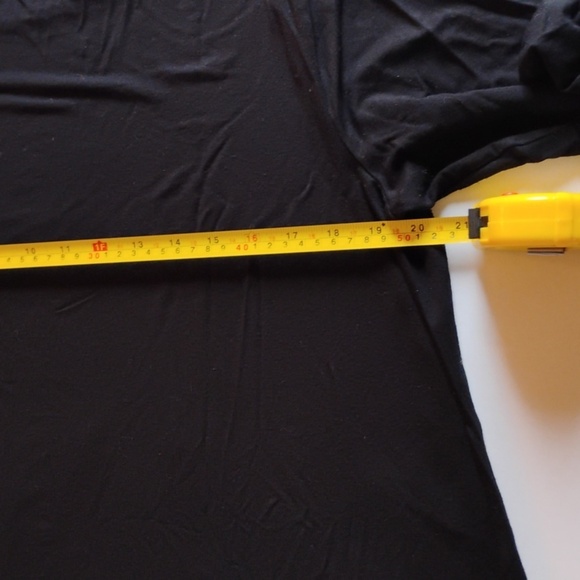 Like New Condition Eileen Fisher Black Tunic Top – Size XL – Viscose Blend - Picture 4 of 5